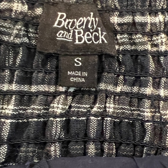 Beverly and beck plaid mini skirt with built in shorts - Picture 5 of 6